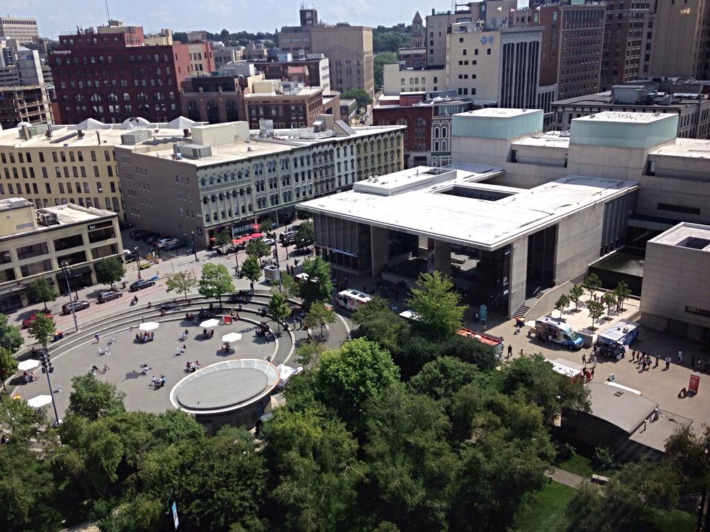 79025c4e-4c09-4b0d-9349-01de1a6a97c1-original